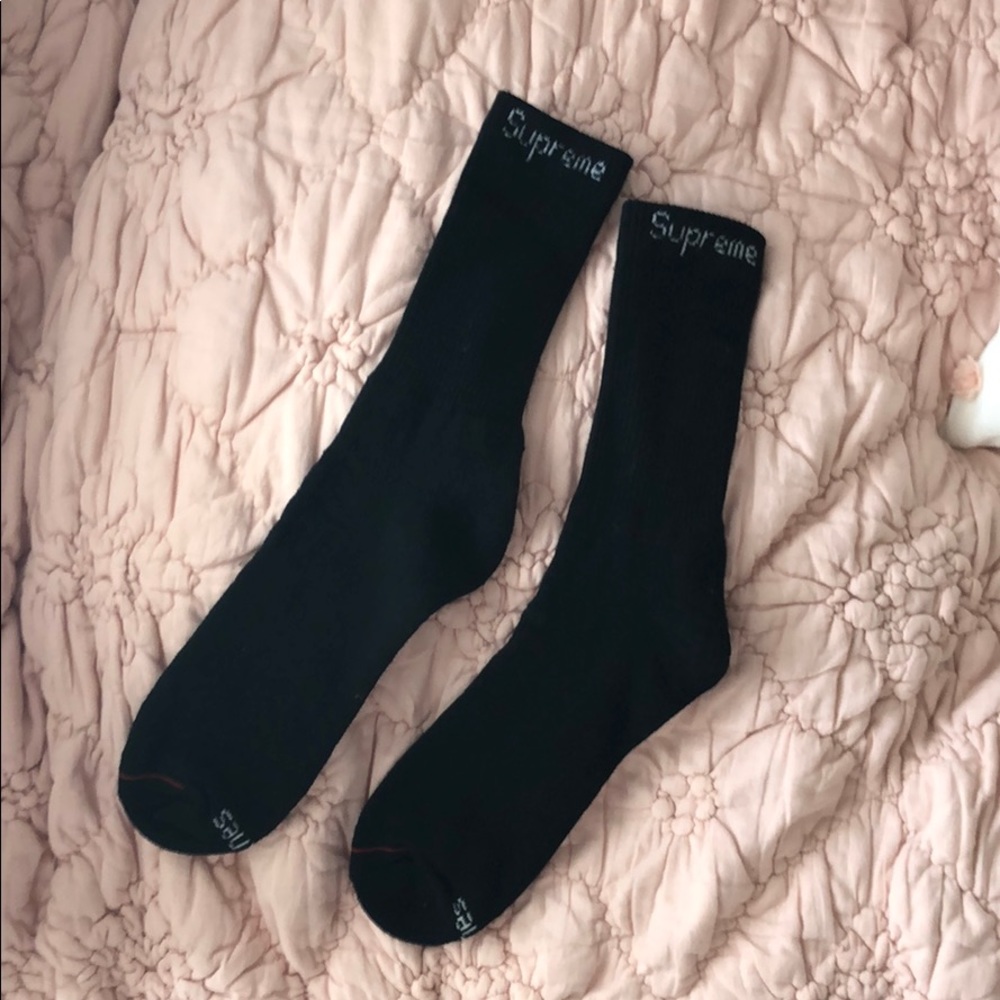 supreme socks